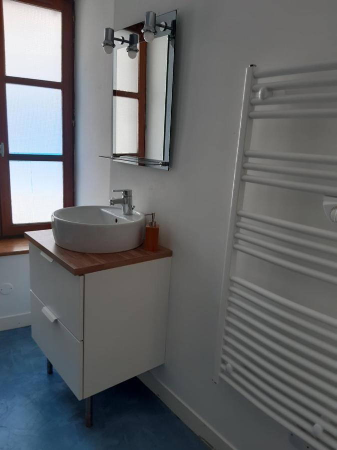 Appartement Haute Ville meublé avec cour privative Granville Exterior foto